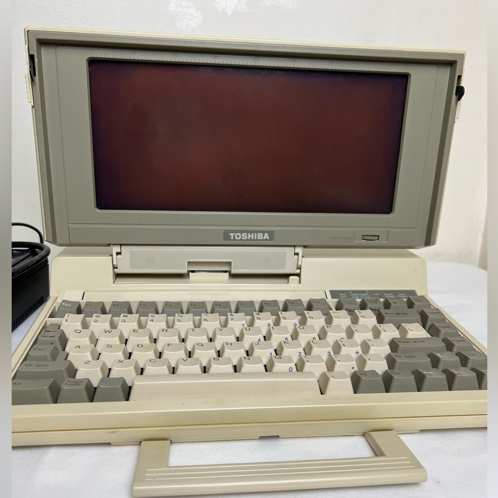 T1200 Toshiba Laptop - First portable from Toshiba.